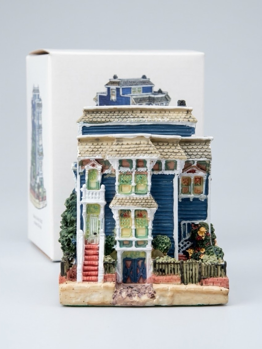 Liberty Falls The Governors Mansion Vintage Americana Collection Village NIB